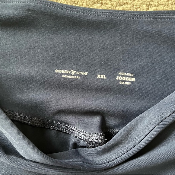 Old Navy Powersoft Leggings/Joggers (4 pairs) - Picture 7 of 10